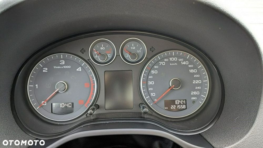 Audi A3 3-drzwiowe 1.6 TDI 99g DPF - 21