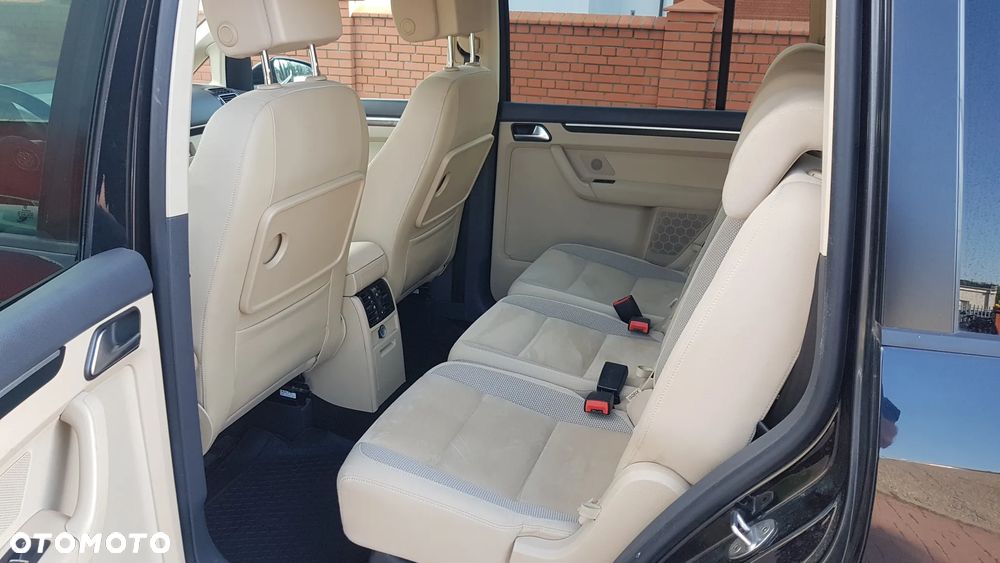 Volkswagen Touran 2.0 TDI DPF Highline DSG - 5
