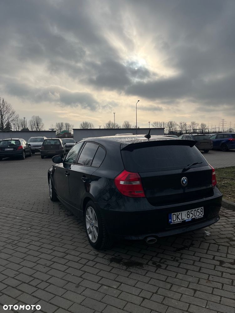 BMW Seria 1 116d - 5