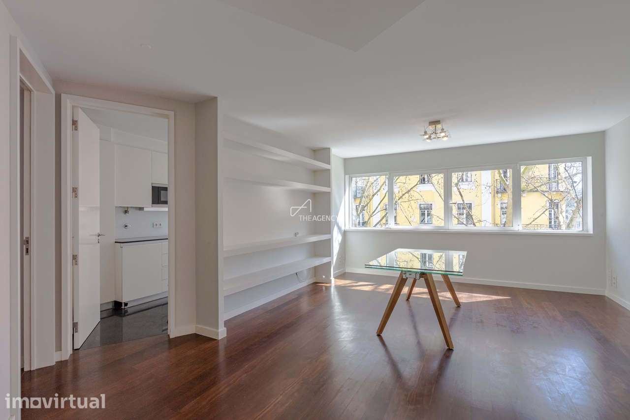 Apartamento T1 com Garagem na Rua Viriato – Avenidas Novas | Picoas | - Grande imagem: 2/24
