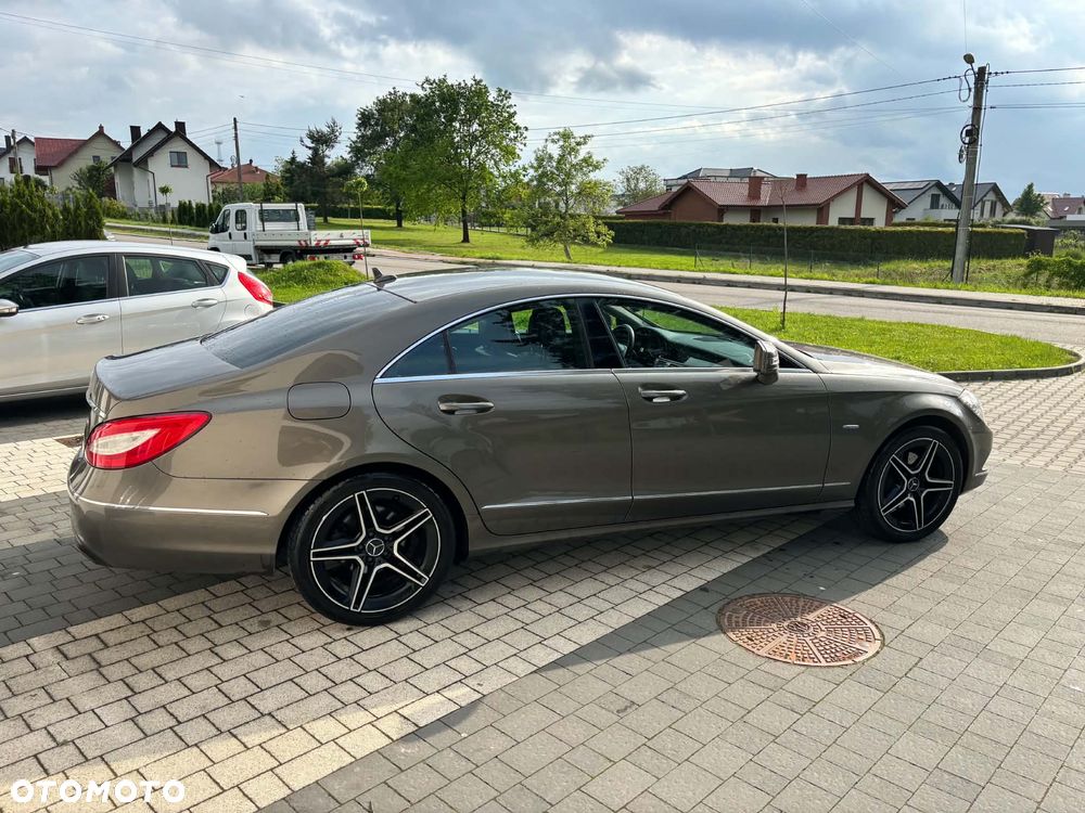 Mercedes-Benz CLS 350 CDI DPF BlueEFFICIENCY 7G-TRONIC - 19