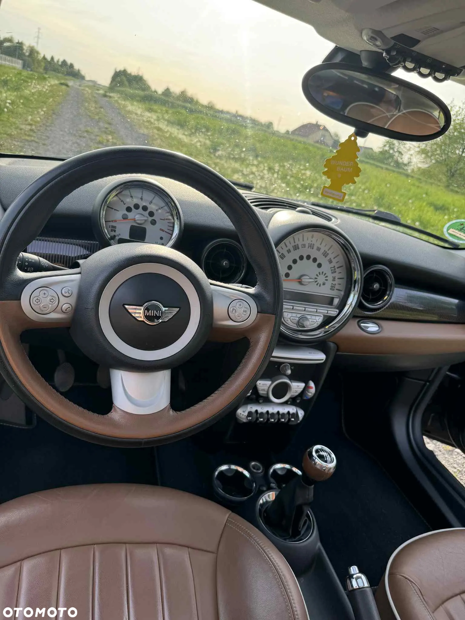 MINI Cooper 50 Mayfair - 19