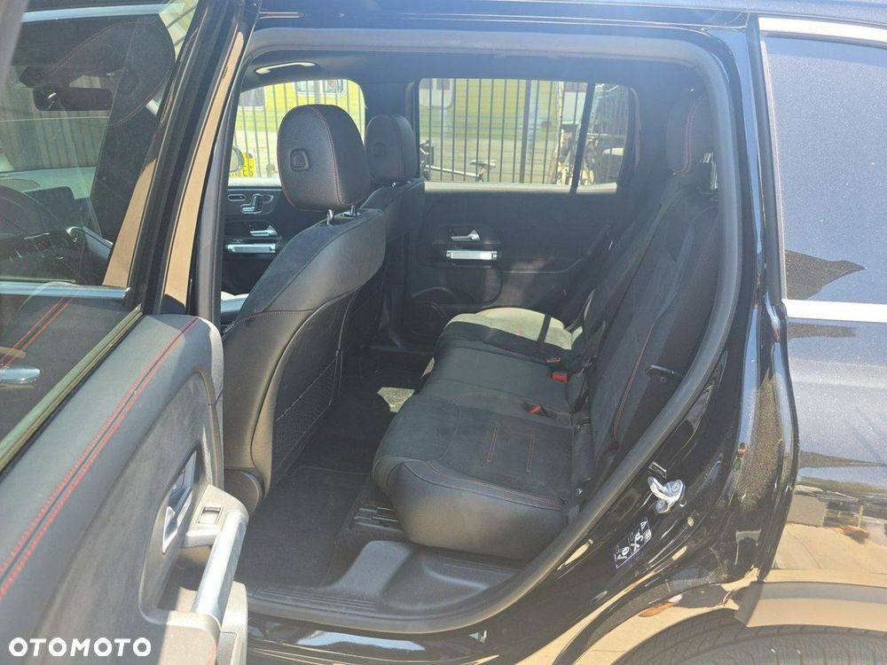 Mercedes-Benz GLB 250 4Matic 8G-DCT AMG Line - 10