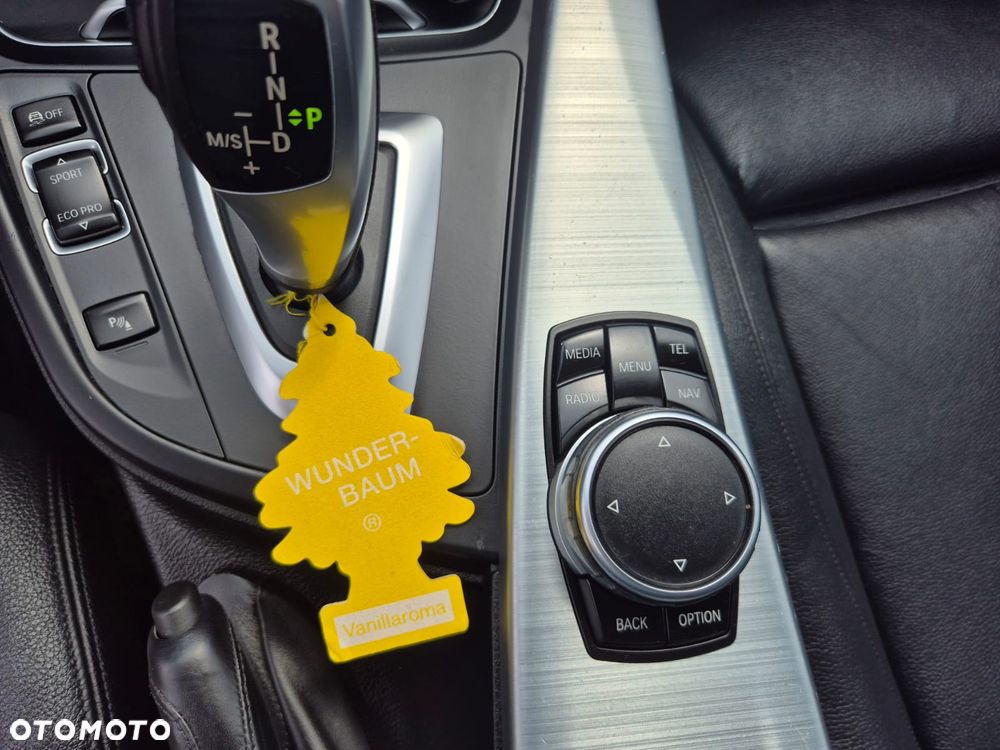 BMW Seria 3 320d xDrive Sport Line - 21