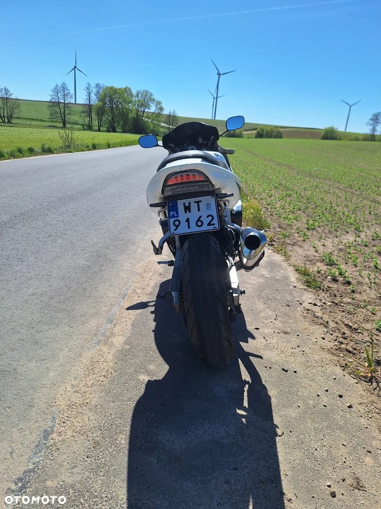 Suzuki GSX-R - 12