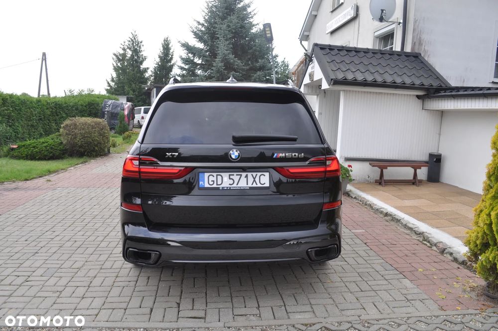 BMW X7 - 9