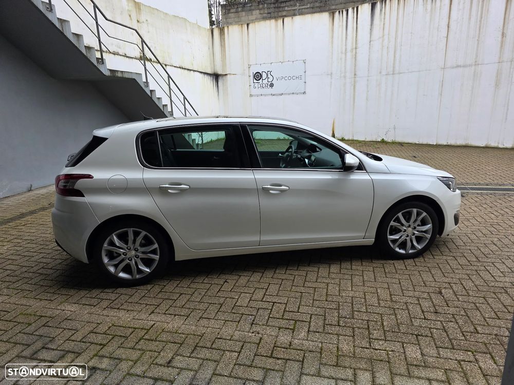 Peugeot 308 1.6 BlueHDi Allure J17 - 11