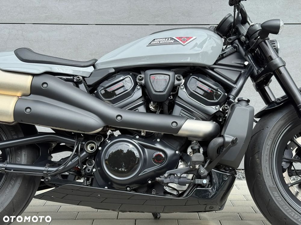 Harley-Davidson Sportster - 7