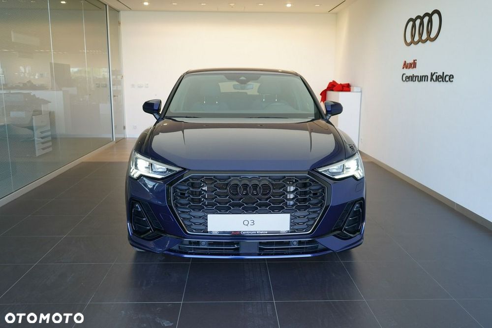 Audi Q3 Sportback - 10