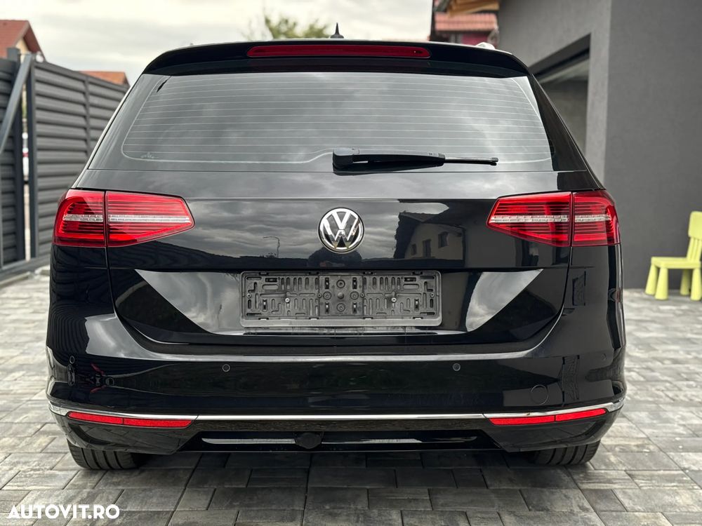 Volkswagen Passat 1.4 TSI ACT DSG R Executive - 17
