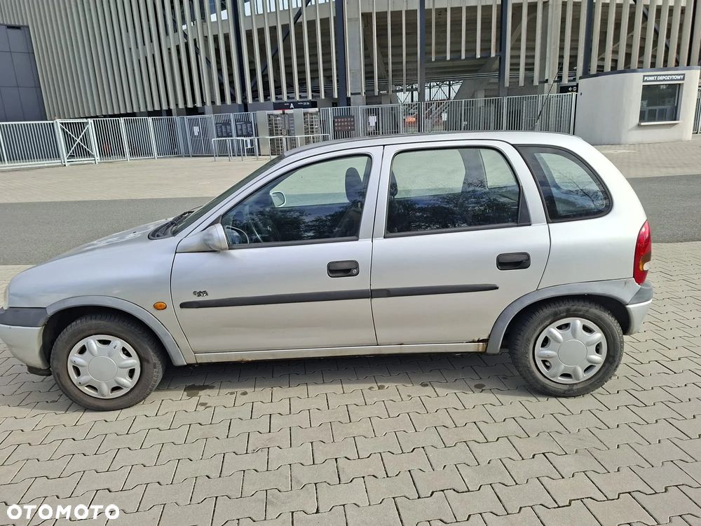 Opel Corsa 1.2 City 16v - 1