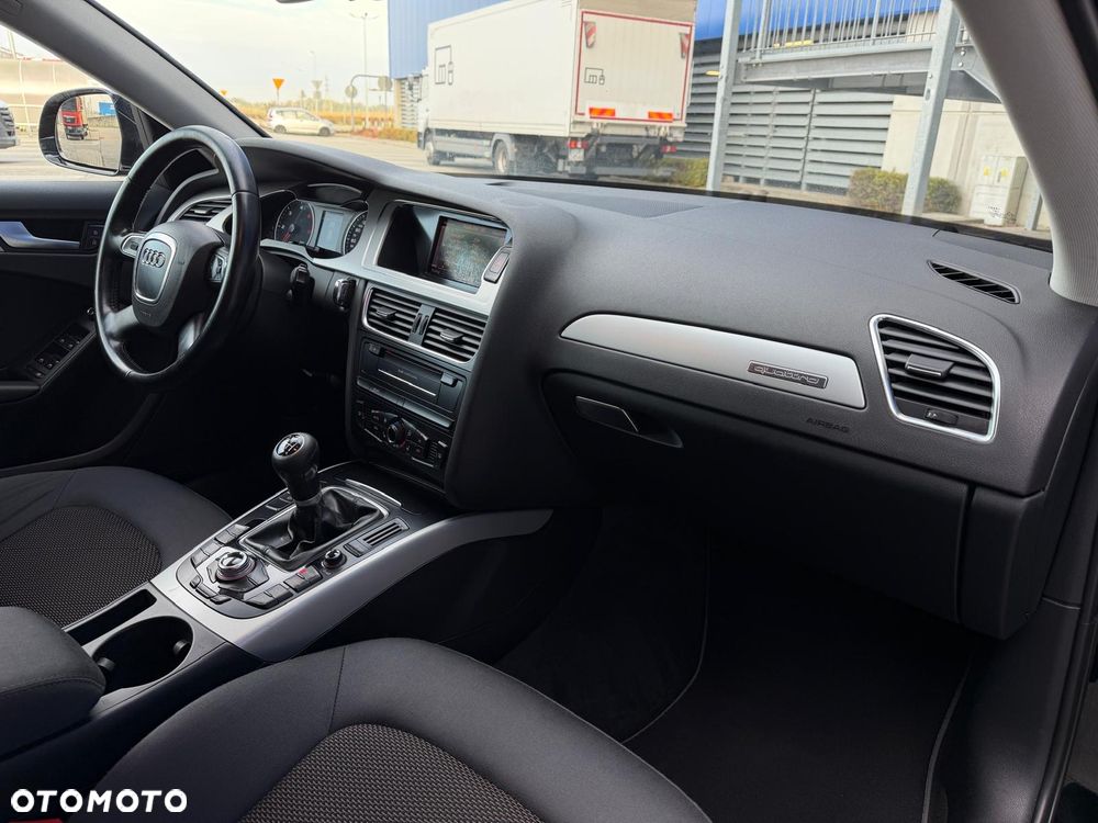 Audi A4 Allroad 2.0 TDI Quattro - 16