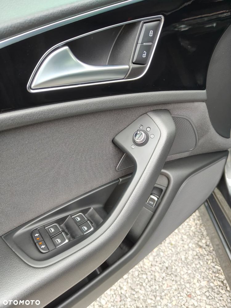 Audi A6 Avant 2.0 TDI Ultra S tronic - 16