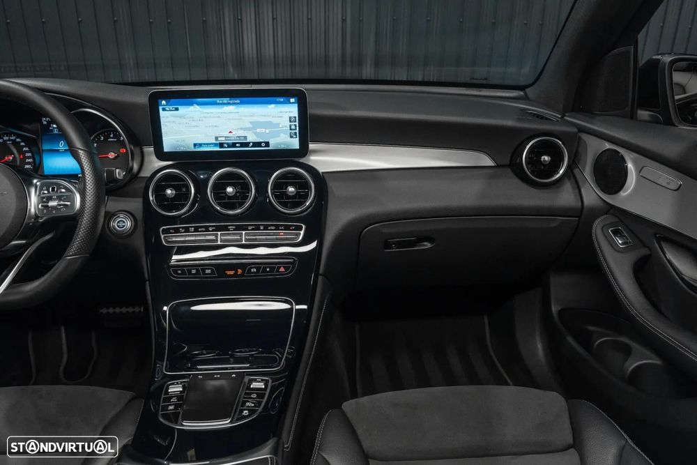 Mercedes-Benz GLC 300 e 4Matic - 9