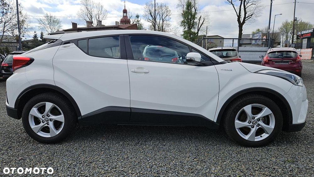 Toyota C-HR - 10
