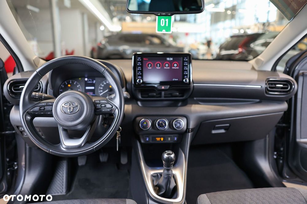 Toyota Yaris - 6