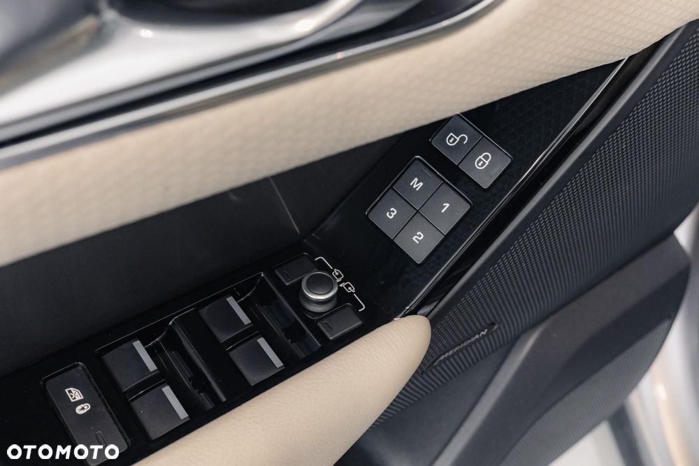 Land Rover Range Rover Velar - 27