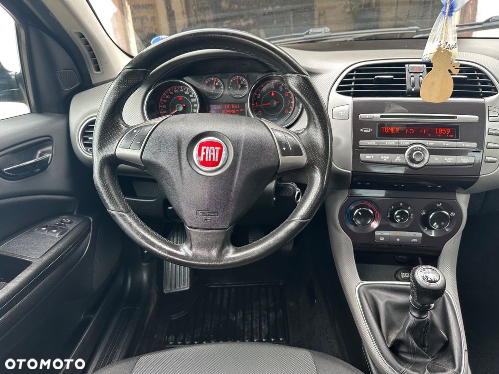 Fiat Bravo 1.4 16V Estiva Plus - 14