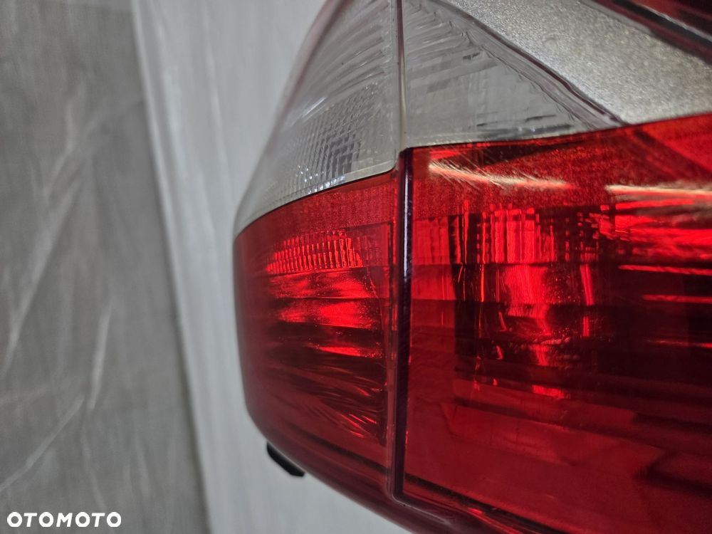 LAMPA TYLNA LEWA W BŁOTNIK FORD KUGA MK2  CV4413405AG - 4