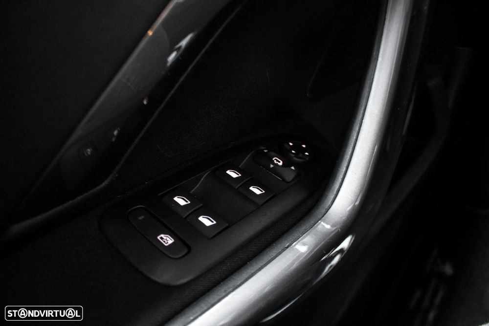 Peugeot 2008 PureTech 82 Active - 17