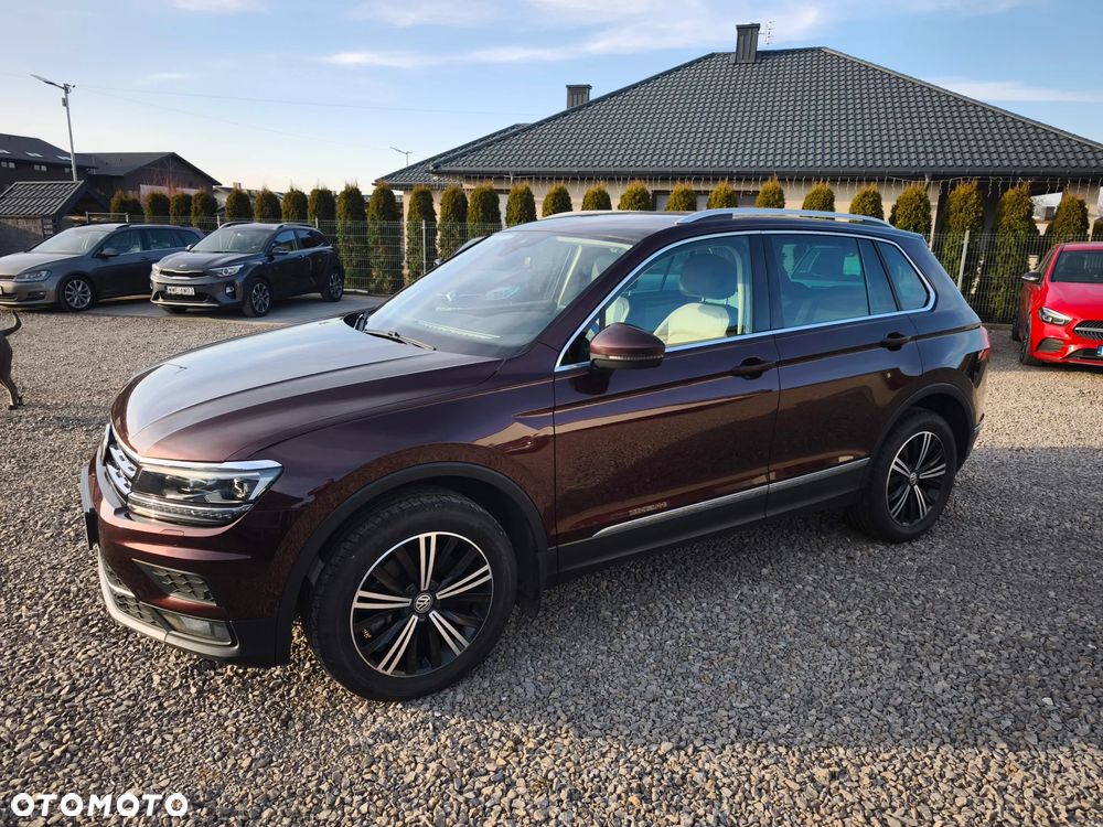 Volkswagen Tiguan 2.0 TDI SCR 4MOTION DSG Highline - 24