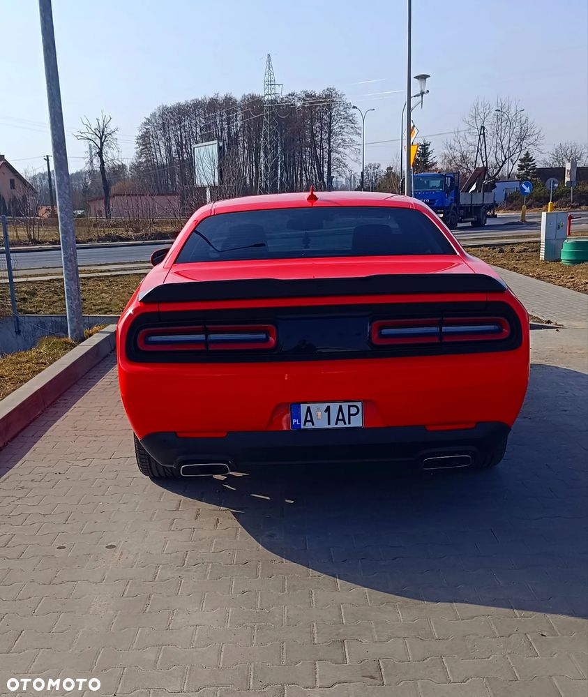 Dodge Challenger 5.7 R/T - 16