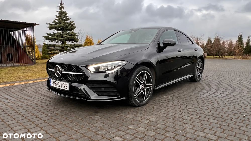 Mercedes-Benz CLA 250 e 8G-DCT AMG Line - 1