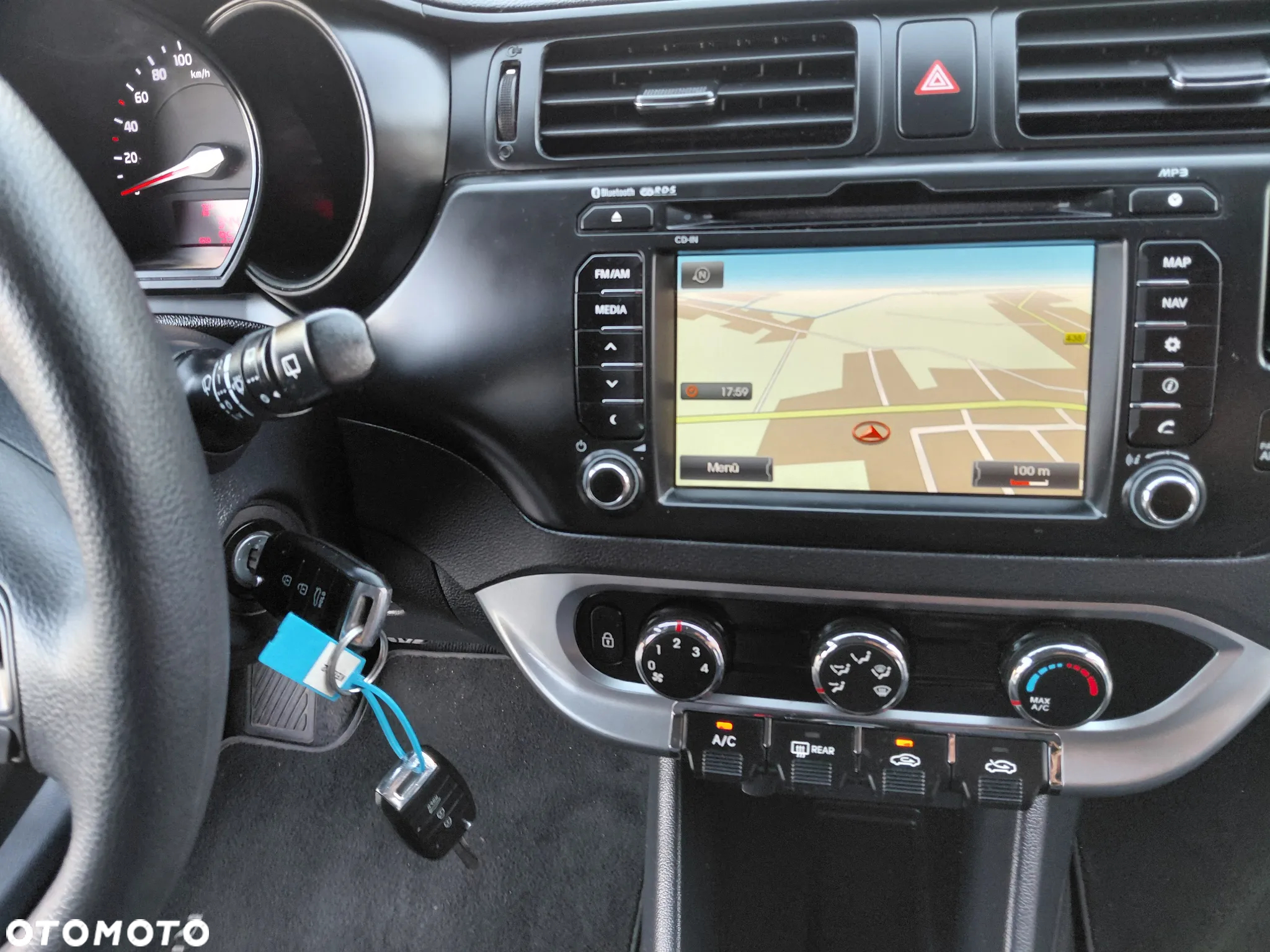 Kia Rio 1.4 Business Line - 14