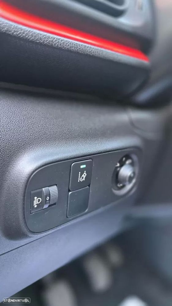 Citroën C3 1.2 PureTech Shine - 16