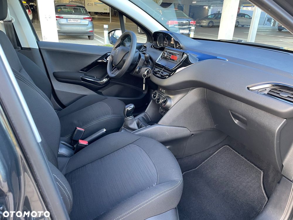 Peugeot 208 1.2 PureTech Active - 17