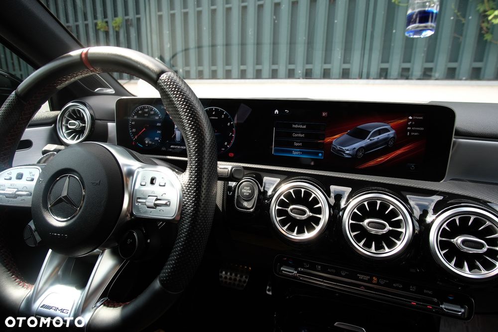 Mercedes-Benz Klasa A 35 AMG 4-Matic 7G-DCT - 16