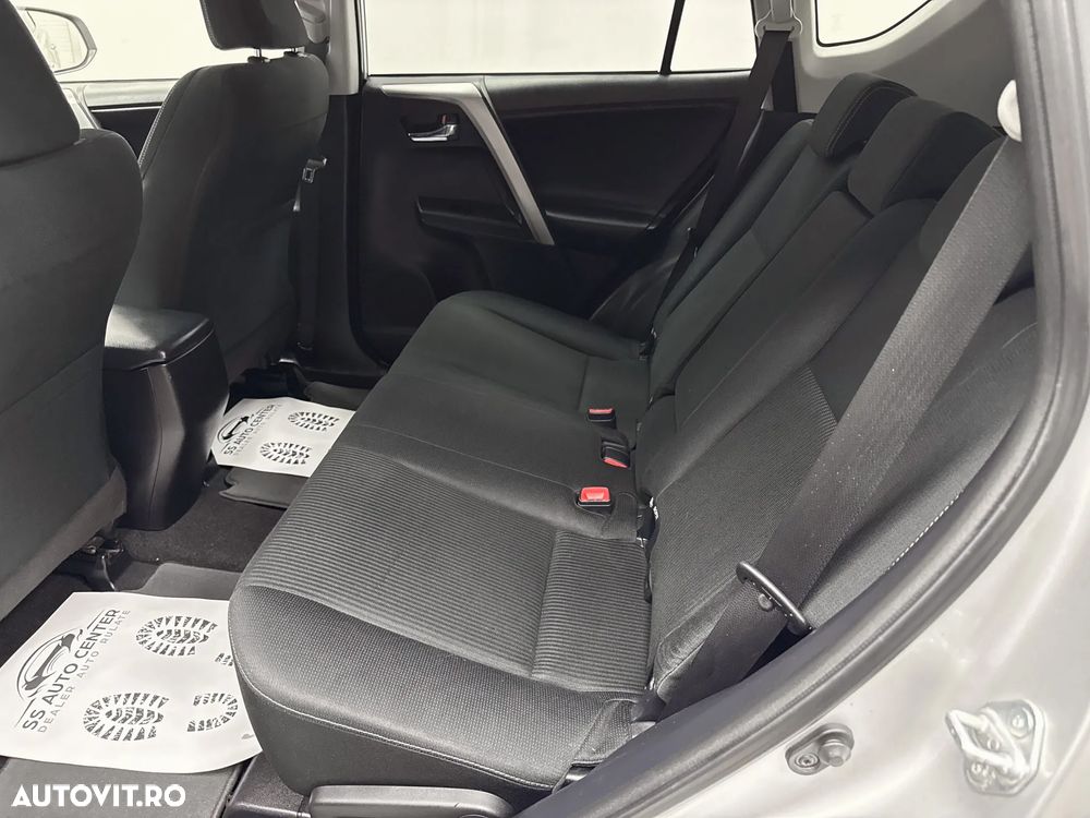 Toyota RAV4 2.2 D-4D 4x4 Automatik Life - 17