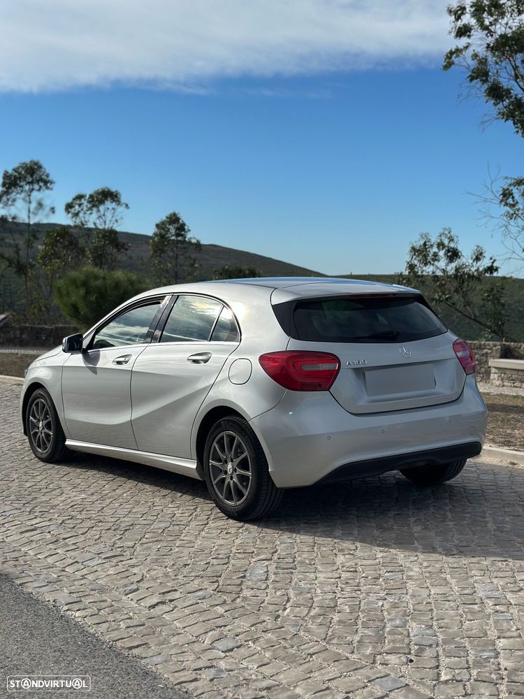 Mercedes-Benz A 180 - 4