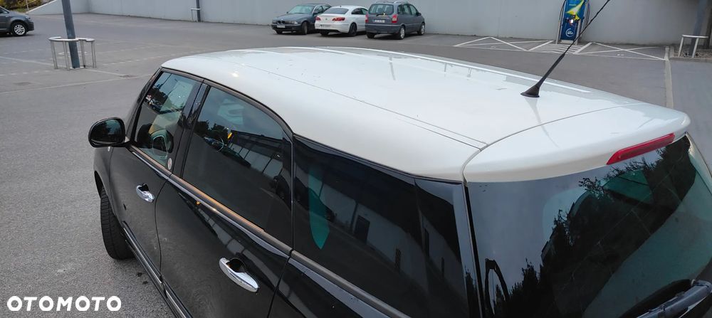 Fiat 500L 1.4 T-Jet Lounge - 21