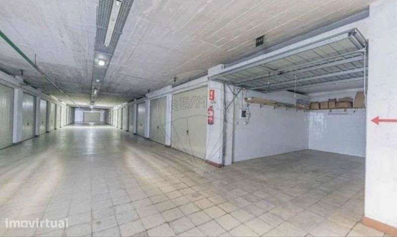 Garagem em Condominio Fechado com Vigilante e CCTV - Grande imagem: 4/5