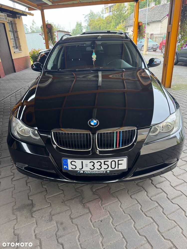 BMW Seria 3 318i - 1