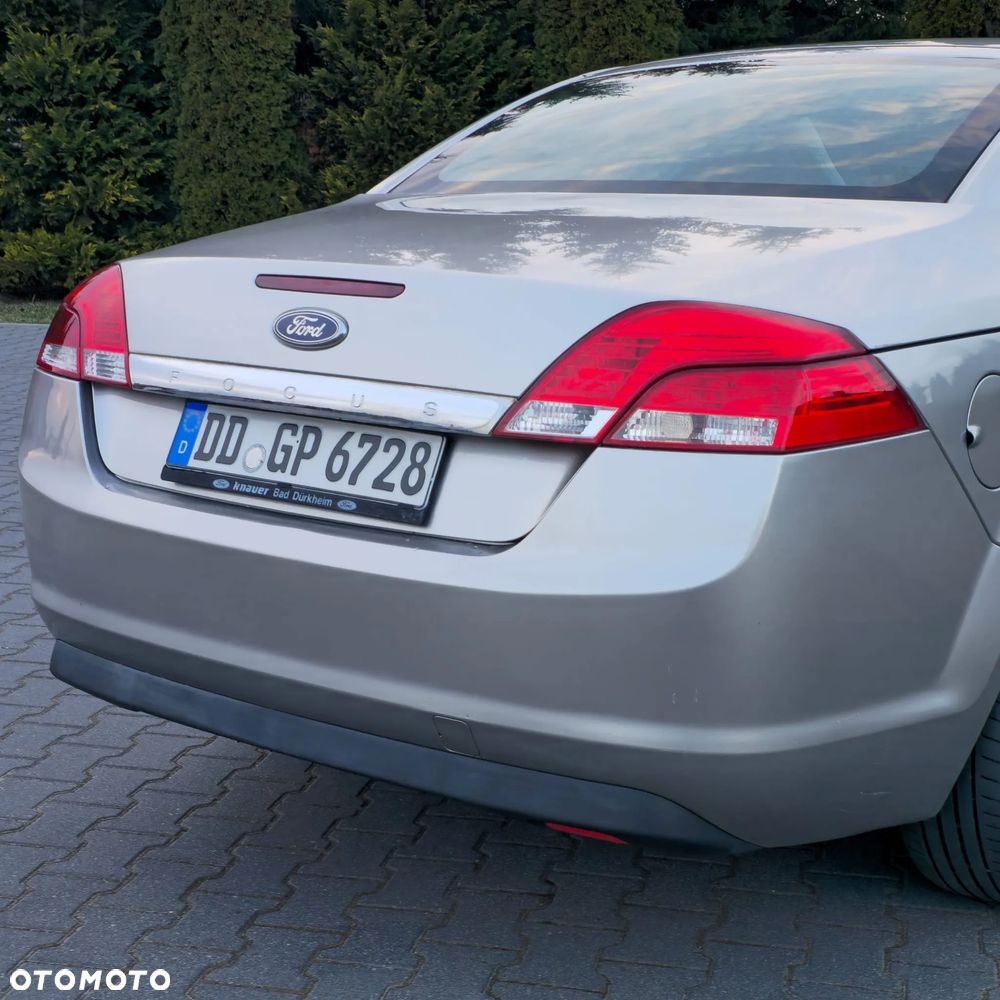 Ford Focus 1.6 16V Fun X - 25