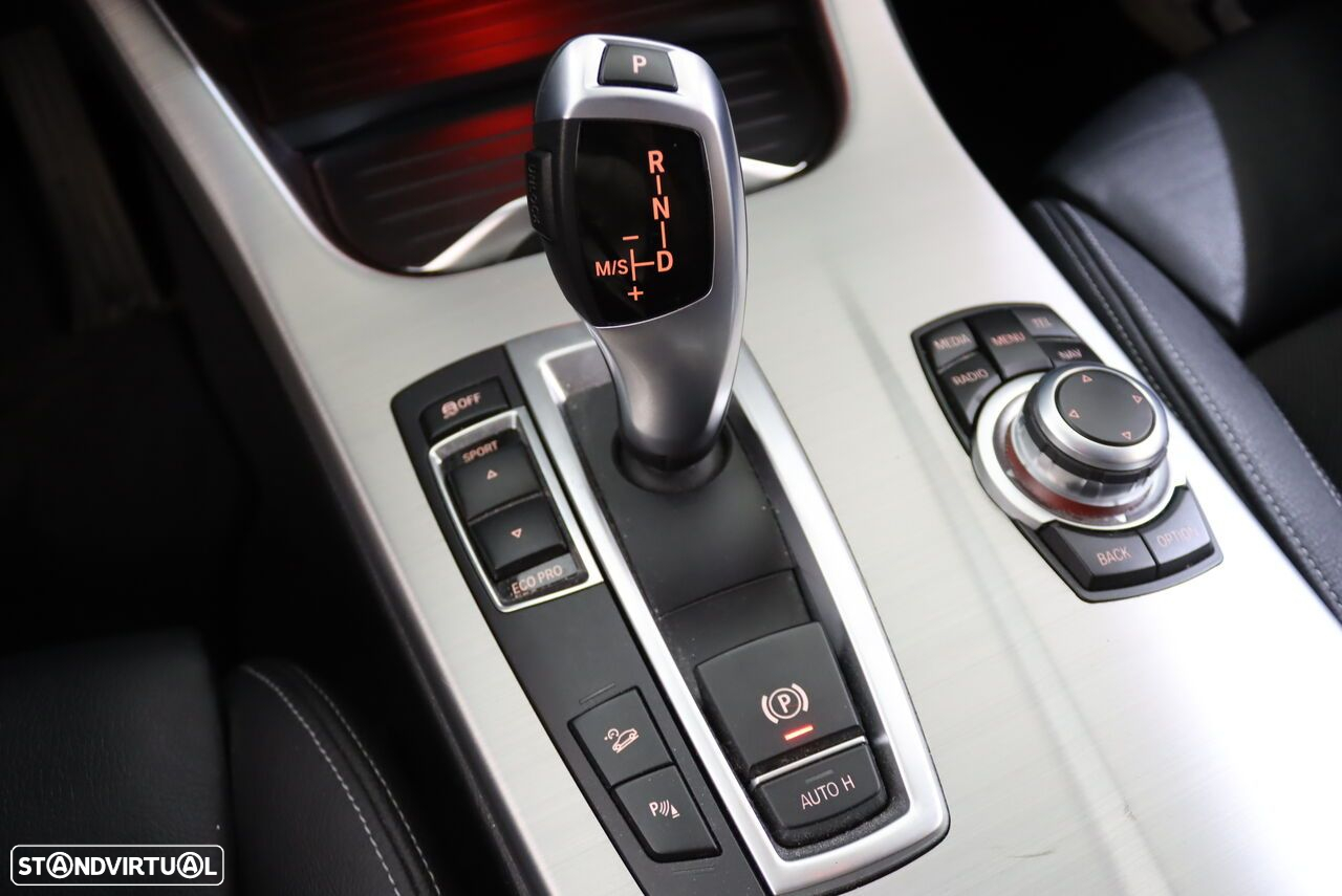 BMW X4 20 d xDrive Pack M Auto - 28