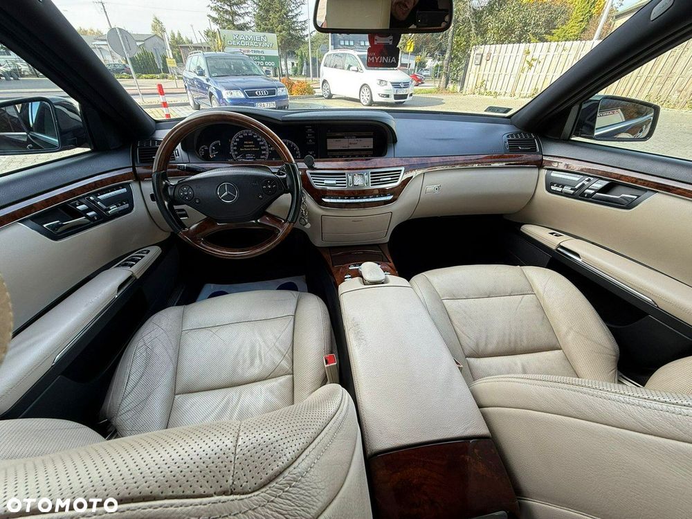 Mercedes-Benz Klasa S - 21