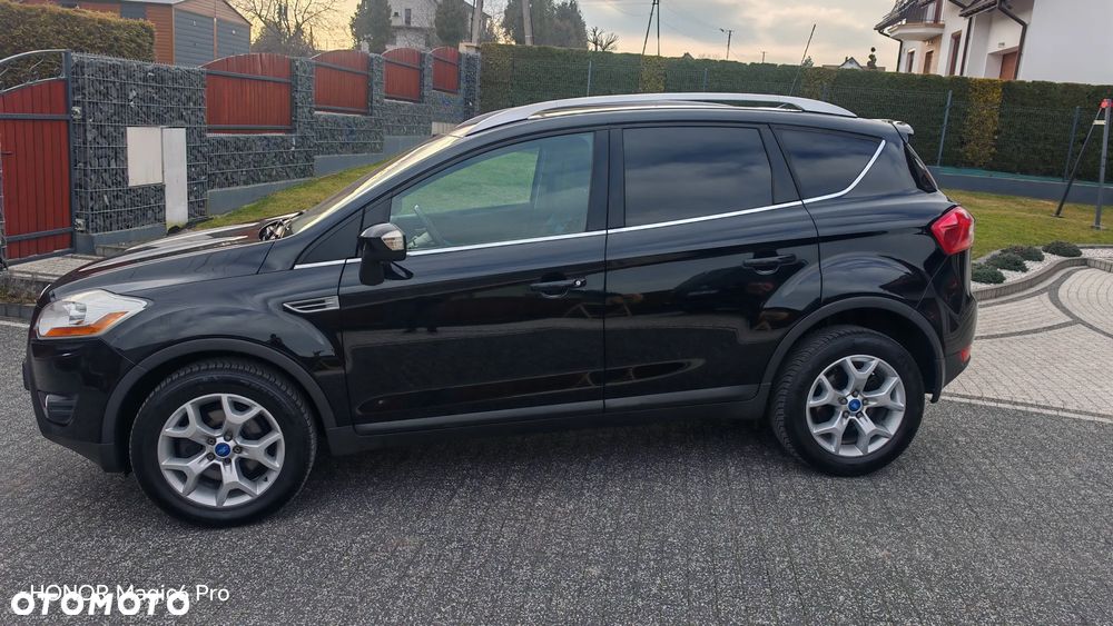 Ford Kuga 2.0 TDCi 4x4 Titanium - 9