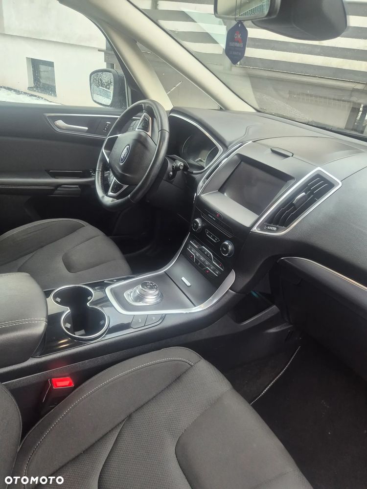 Ford S-Max 2.0 EcoBlue Titanium - 25