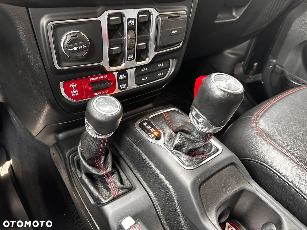 Jeep Wrangler 3.6 Unlim Rubicon X - 15