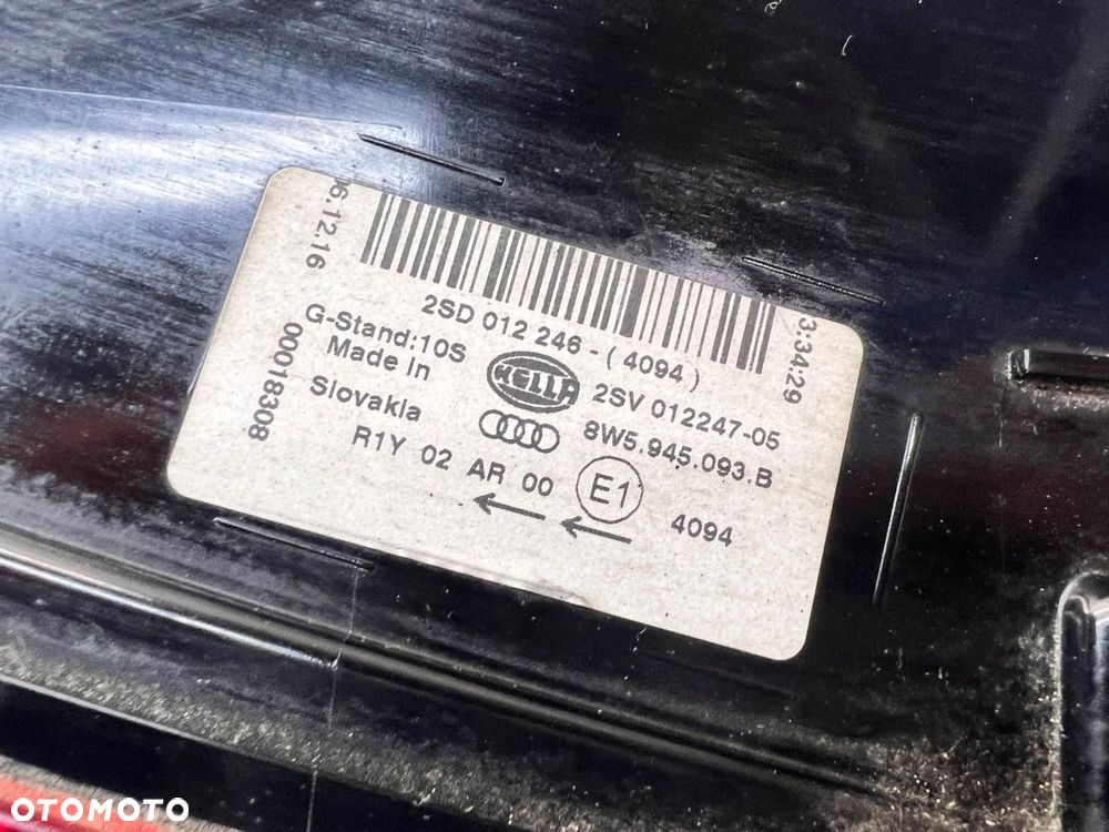 LAMPA LEWY TYŁ W KLAPĘ LED AUDI A4 B9 SEDAN 8W5945093B - 3