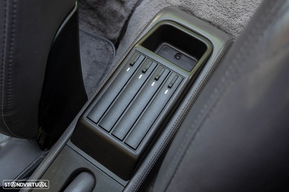 Porsche 911 (993) Targa 3.6 - 26