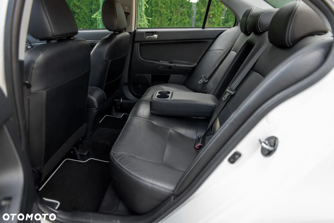 Mitsubishi Lancer 1.8 DI-D+ ClearTec Top - 34