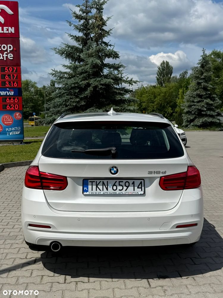 BMW Seria 3 318d M Sport Shadow - 9