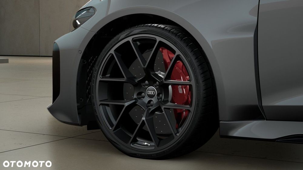 Audi RS5 Avant - 6