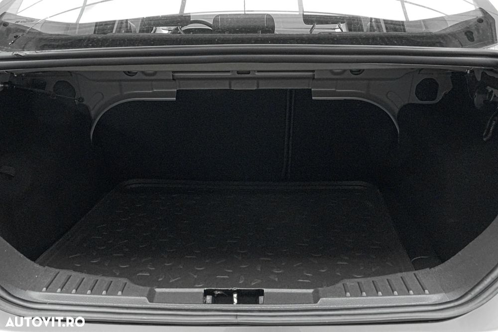 Ford Focus 1.6 TDCi DPF Titanium - 20