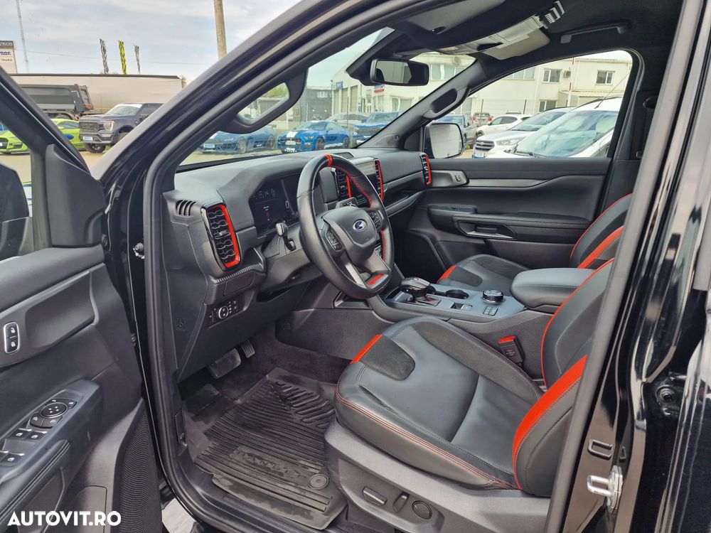 Ford Raptor - 14