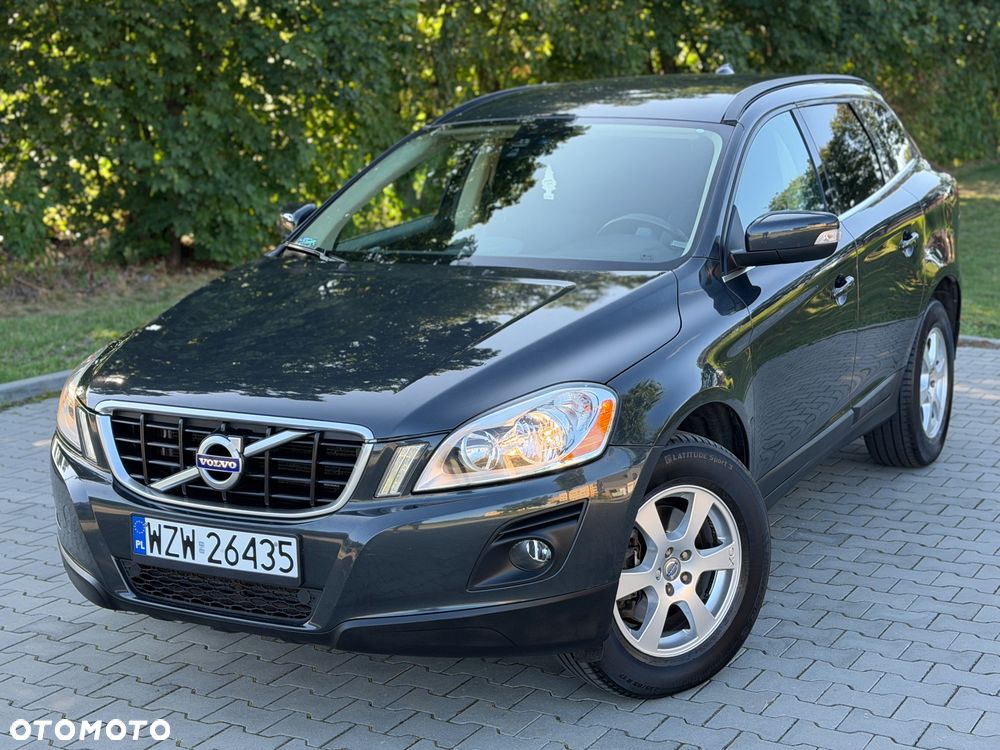 Volvo XC 60 D5 AWD Momentum - 2